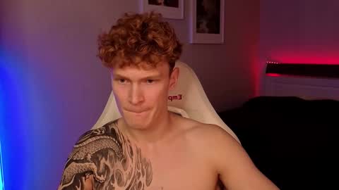 LUCASRYANPVT IS OPEN online show from 10/14/25, 04:52