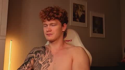 LUCASRYANPVT IS OPEN online show from 11/26/25, 04:13