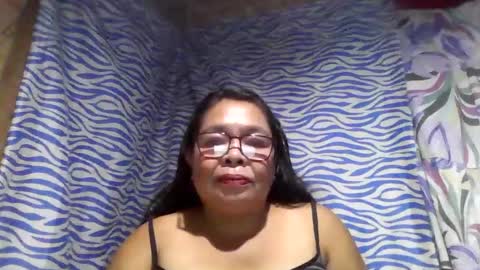 Snapshot of chenita_kits chatting on 06/09/26, 12:39 chenita_kits online show from 06/09/26, 12:39