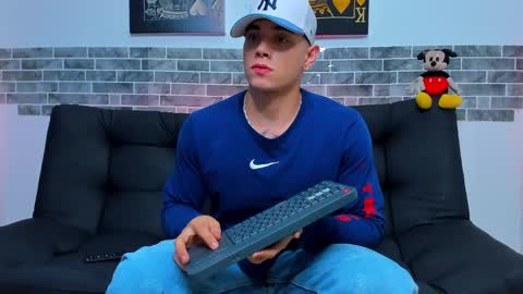 Snapshot of chepe_fit chatting on 01/04/25, 06:30 chepe vause online show from 01/04/25, 06:30