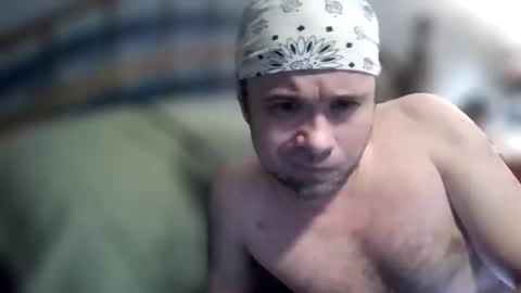 Snapshot of cherb440 chatting on 03/30/26, 03:18 cherb440 online show from 03/30/26, 03:18