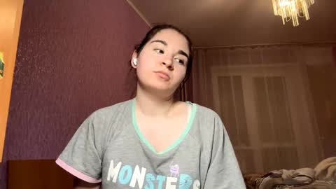 Snapshot of chergillmor chatting on 04/27/26, 03:43 Dina online show from 04/27/26, 03:43