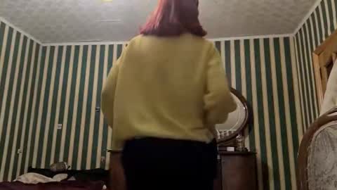 Snapshot of cherisegatchel chatting on 02/18/26, 05:20 Emely online show from 02/18/26, 05:20