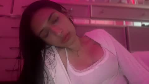 Snapshot of cherliecarmen chatting on 01/30/25, 02:49 cherliecarmen online show from 01/30/25, 02:49