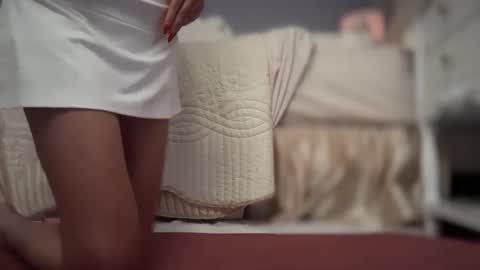 Snapshot of cherliecarmen chatting on 09/23/25, 04:32 cherliecarmen online show from 09/23/25, 04:32