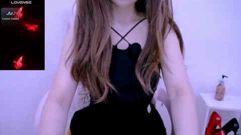 Snapshot of cherriana chatting on 07/11/26, 12:35 Cheri online show from 07/11/26, 12:35