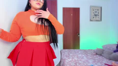 cherries_and_wine_ online show from 01/09/25, 08:01