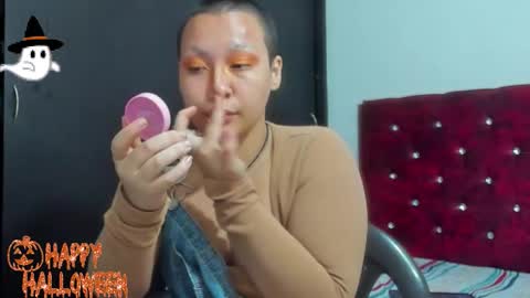 Cherry online show from 10/10/25, 12:04