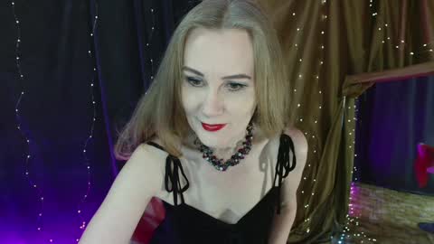 Snapshot of cherry_blossomsx chatting on 01/04/25, 09:10 thanks guys see you tomorrow online show from 01/04/25, 09:10