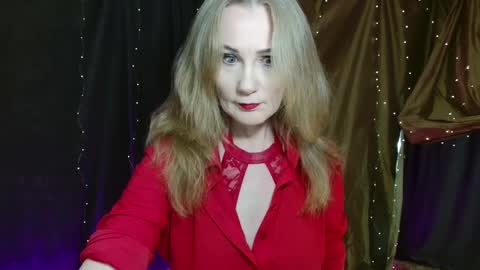 Snapshot of cherry_blossomsx chatting on 09/18/25, 11:01 thanks guys see you tomorrow online show from 09/18/25, 11:01