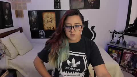 Snapshot of cherry_blushh chatting on 11/12/25, 07:46 cherry_blushh online show from 11/12/25, 07:46