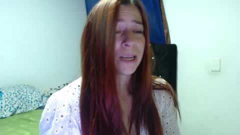 Snapshot of cherry_cam30 chatting on 02/27/25, 01:38 cherry aleja online show from 02/27/25, 01:38