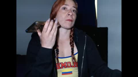 Snapshot of cherry_cam30 chatting on 09/29/25, 09:52 cherry aleja online show from 09/29/25, 09:52