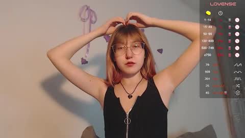 Cheryl online show from 10/26/25, 06:25