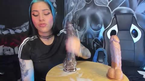 Snapshot of cherry_jenklins87 chatting on 03/28/26, 04:12 cherry jenklins87 online show from 03/28/26, 04:12