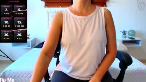 Snapshot of cherry_juicyxxx chatting on 11/30/25, 09:41 irene online show from 11/30/25, 09:41