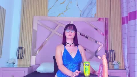 Cherry Mew and jean online show from 03/02/25, 10:48