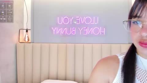 C H E R R Y  online show from 01/10/26, 10:39