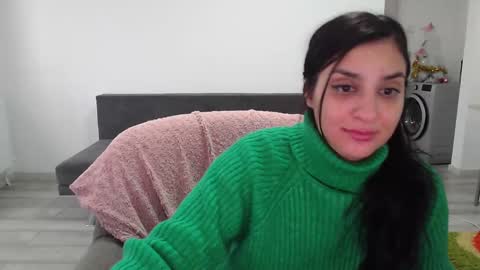 Sherry online show from 02/11/25, 07:12