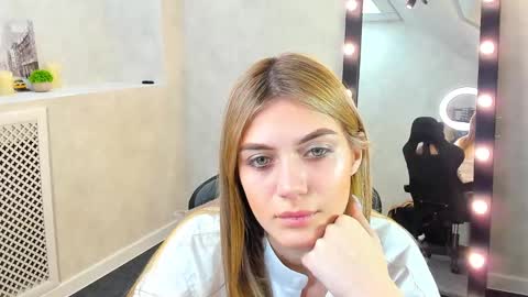 cherry_pr1ce online show from 12/23/24, 12:14