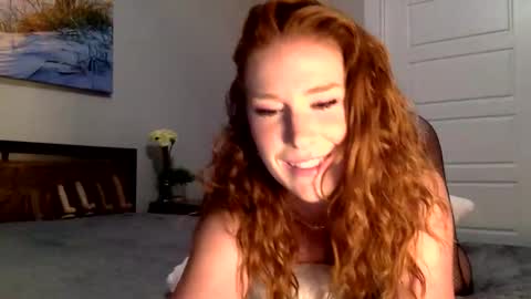 Snapshot of cherry_sinn chatting on 04/29/26, 02:48 cherry sin online show from 04/29/26, 02:48