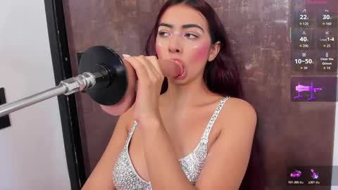 Snapshot of cherry_skinny_ chatting on 12/05/25, 04:10 ANNY online show from 12/05/25, 04:10