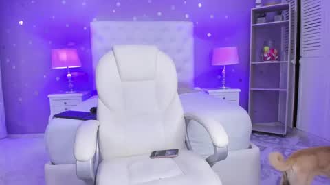 Sussan Cherry  online show from 02/10/25, 06:20