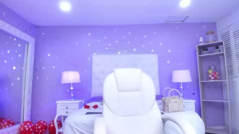 Sussan Cherry  online show from 02/15/25, 01:42