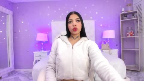 Sussan Cherry  online show from 02/20/25, 06:06