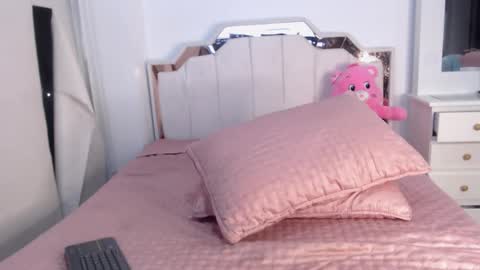 Sussan Cherry  online show from 09/25/25, 12:14