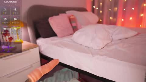 Snapshot of cherry_swee chatting on 02/25/26, 08:07 cherry_swee online show from 02/25/26, 08:07