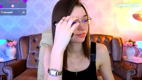 Snapshot of cherry_wipe chatting on 03/09/26, 02:10 Cherry Wipe online show from 03/09/26, 02:10