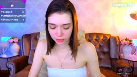 Snapshot of cherry_wipe chatting on 03/23/26, 07:12 Cherry Wipe online show from 03/23/26, 07:12