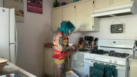 Snapshot of cherryb0mbb0mb chatting on 09/12/25, 10:32 CherryBombBomb online show from 09/12/25, 10:32