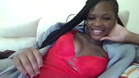 Snapshot of cherryblossom2002 chatting on 09/29/25, 10:36 Cherryblossom2002 online show from 09/29/25, 10:36