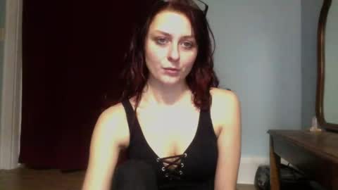 Snapshot of cherryblushxo chatting on 01/03/25, 12:43 cherryblushxo online show from 01/03/25, 12:43