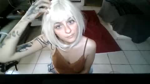 Snapshot of cherryblushxo chatting on 03/22/26, 05:27 cherryblushxo online show from 03/22/26, 05:27