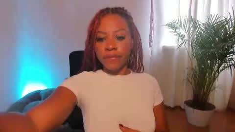 Snapshot of cherrybr_ chatting on 06/28/26, 06:47 Cherry Lady online show from 06/28/26, 06:47