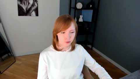 Snapshot of cherrycrushlove chatting on 03/25/26, 05:46 cherrycrushlove online show from 03/25/26, 05:46