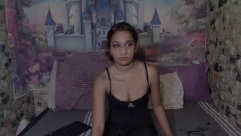 Snapshot of cherryindian694u chatting on 06/27/26, 07:30 leah is the name online show from 06/27/26, 07:30