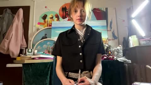 Snapshot of cherrylcornes chatting on 04/25/26, 07:22 Nika online show from 04/25/26, 07:22