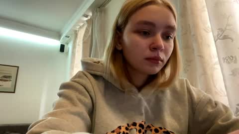 Snapshot of cherryleija chatting on 04/19/26, 11:09 Lei online show from 04/19/26, 11:09