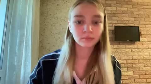 Snapshot of cherryleija chatting on 06/19/26, 03:55 Lei online show from 06/19/26, 03:55