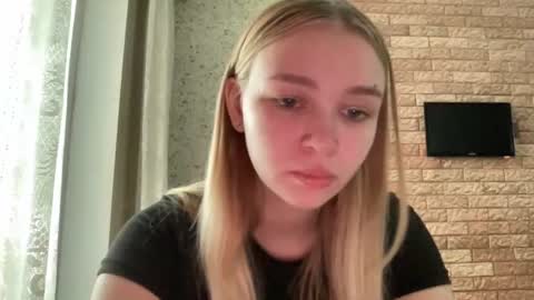 Snapshot of cherryleija chatting on 07/03/26, 07:37 Lei online show from 07/03/26, 07:37