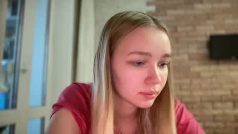 Snapshot of cherryleija chatting on 07/09/26, 01:42 Lei online show from 07/09/26, 01:42