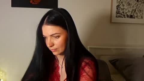 Snapshot of cherryluxe_ chatting on 05/22/26, 07:19 Kira online show from 05/22/26, 07:19