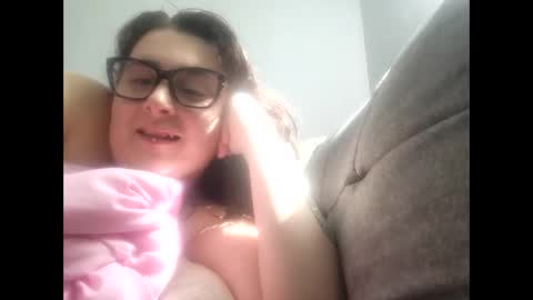 Snapshot of cherryvibe_xxx chatting on 04/27/26, 03:32 CherryVibe xxx online show from 04/27/26, 03:32