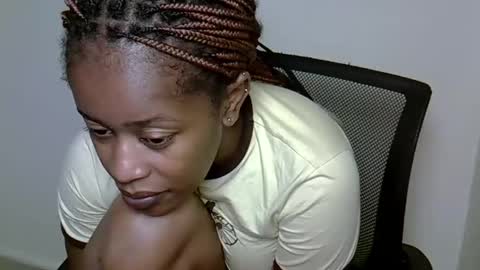 cherry online show from 03/25/26, 07:36