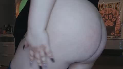 Snapshot of cherryxgirlll chatting on 12/12/24, 06:36 CherryXGirlll online show from 12/12/24, 06:36