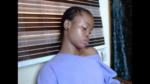 Snapshot of cherryxpussy chatting on 02/10/25, 05:19 cherryxpussy online show from 02/10/25, 05:19